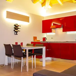 Apartamento House Viola, Tirano