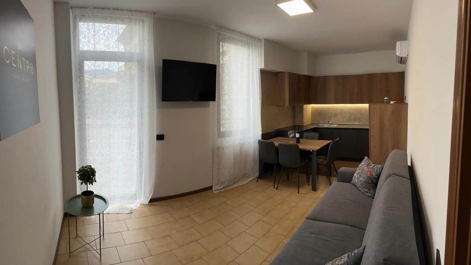 Apartamento In Centro Tirano