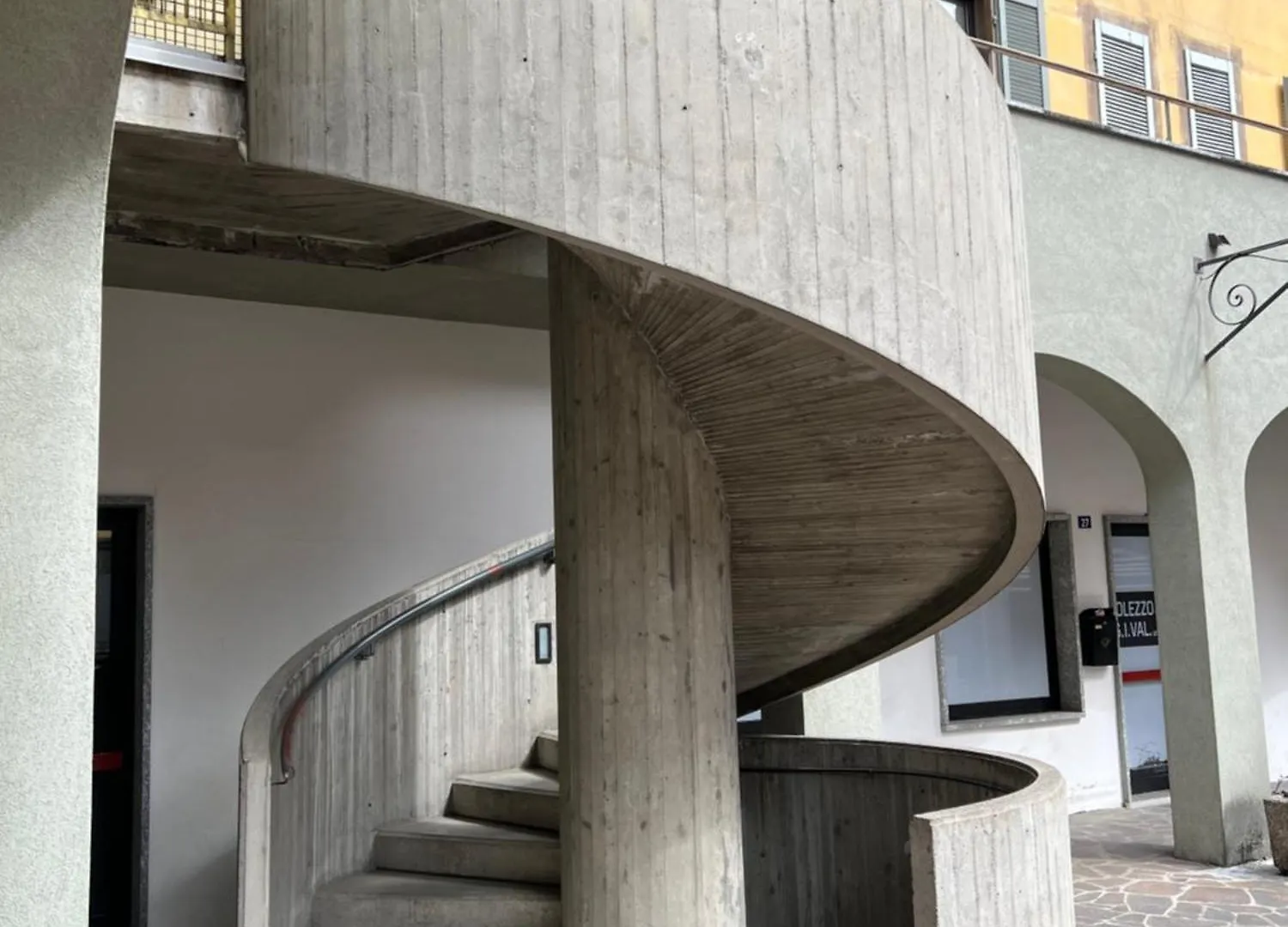 Apartamento In Centro Tirano
