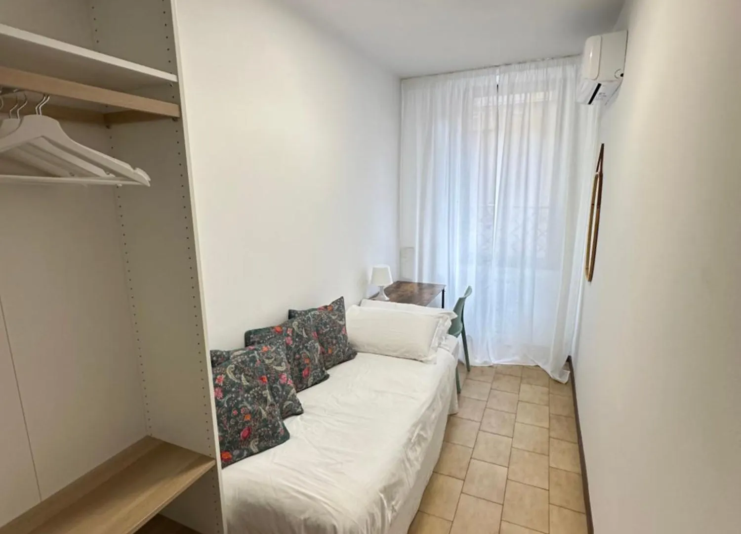 Apartamento In Centro Tirano Italia